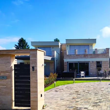 Holiday home Sunshine