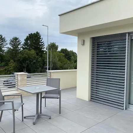 Sunshine * Balatonkenese